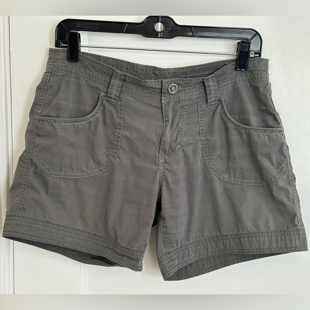 Kuhl Woman’s Shorts Olive Green Size 6